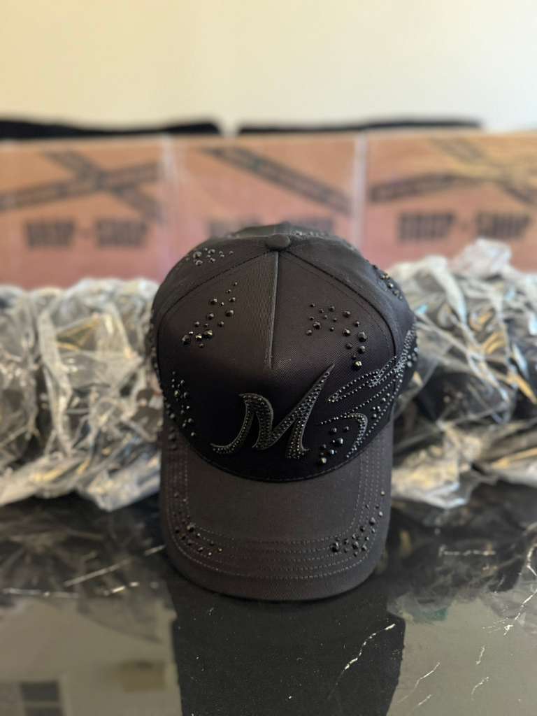 Thirty one Hat El Mago Triple Black